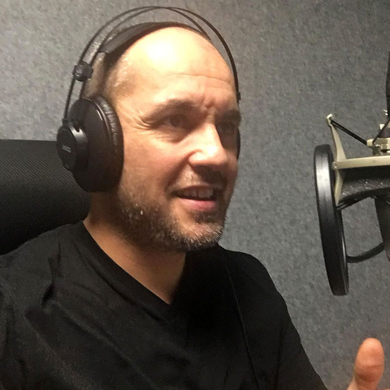 Burak Pulat, Turkish Voice Over Talent, Turkish Voice Over Artist, Voice Over, Turkey, İstanbul Voice Over, Turkey Voice Over Talent, Turkey Voice Over Artist, Lip Sync, Turkish Audiobook